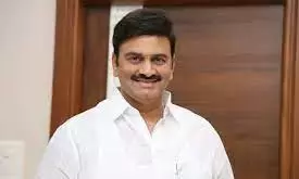 Raghu Rama Krishna Raju greets Jagan Reddy