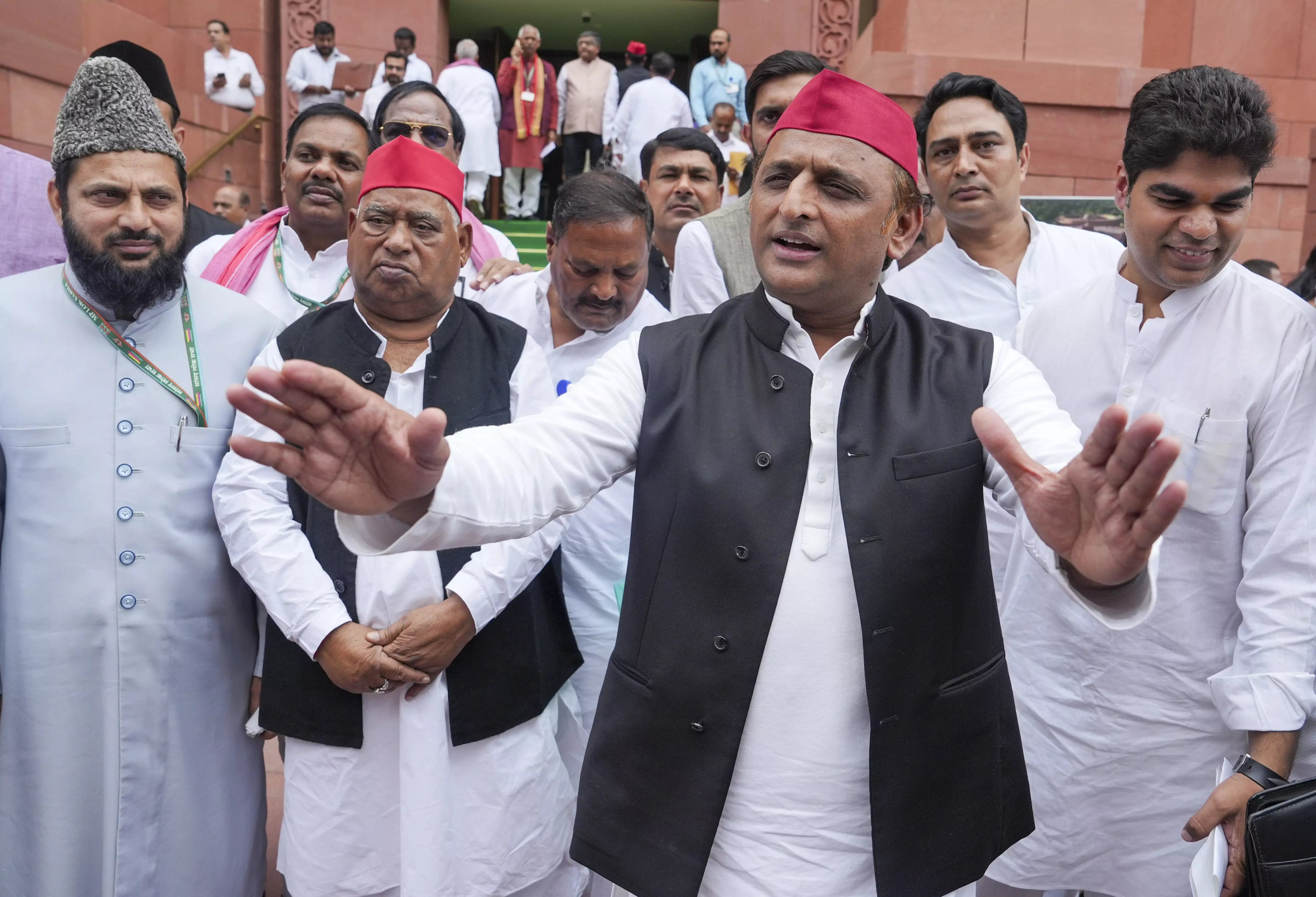 Support price to allies instead of MSP for farmers: Akhilesh Yadav on Budget