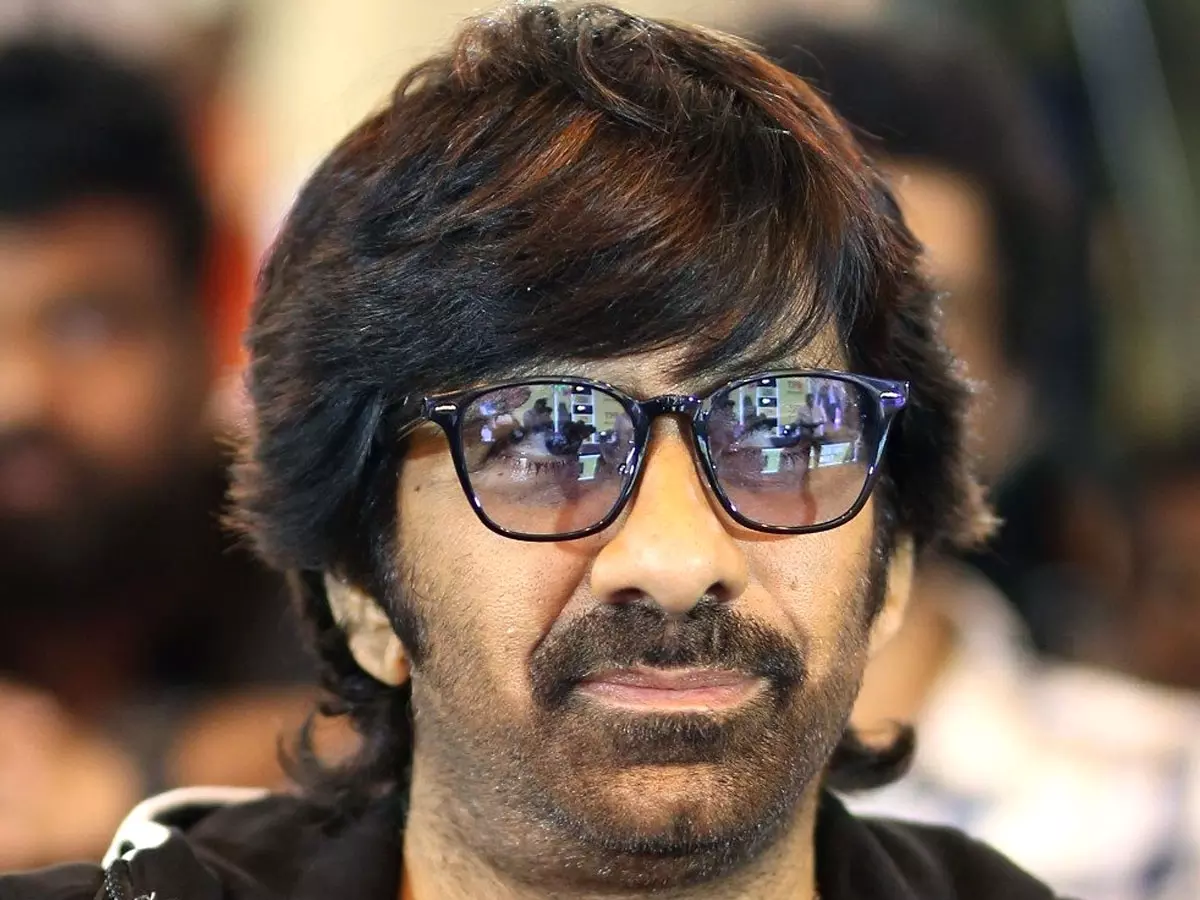 Ravi Teja to Play Upright Income Tax Officer in Mr Bachchan After Exploring Darker Roles