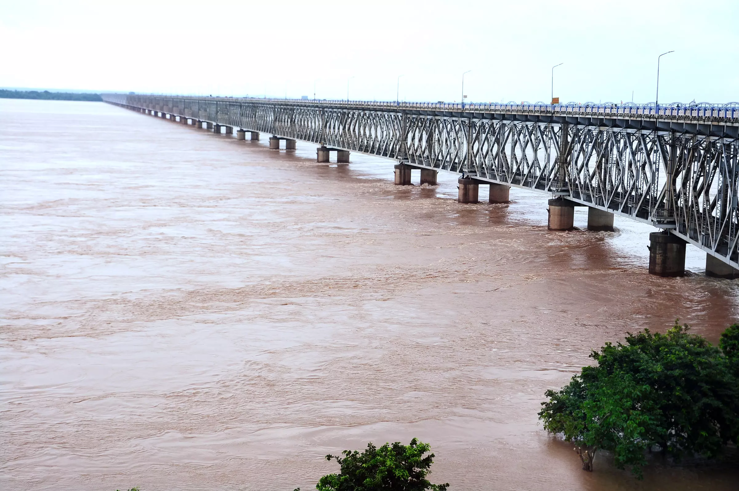 8,000 Evacuated in Bhadrachalam As Godavari River Touches 53 Feet