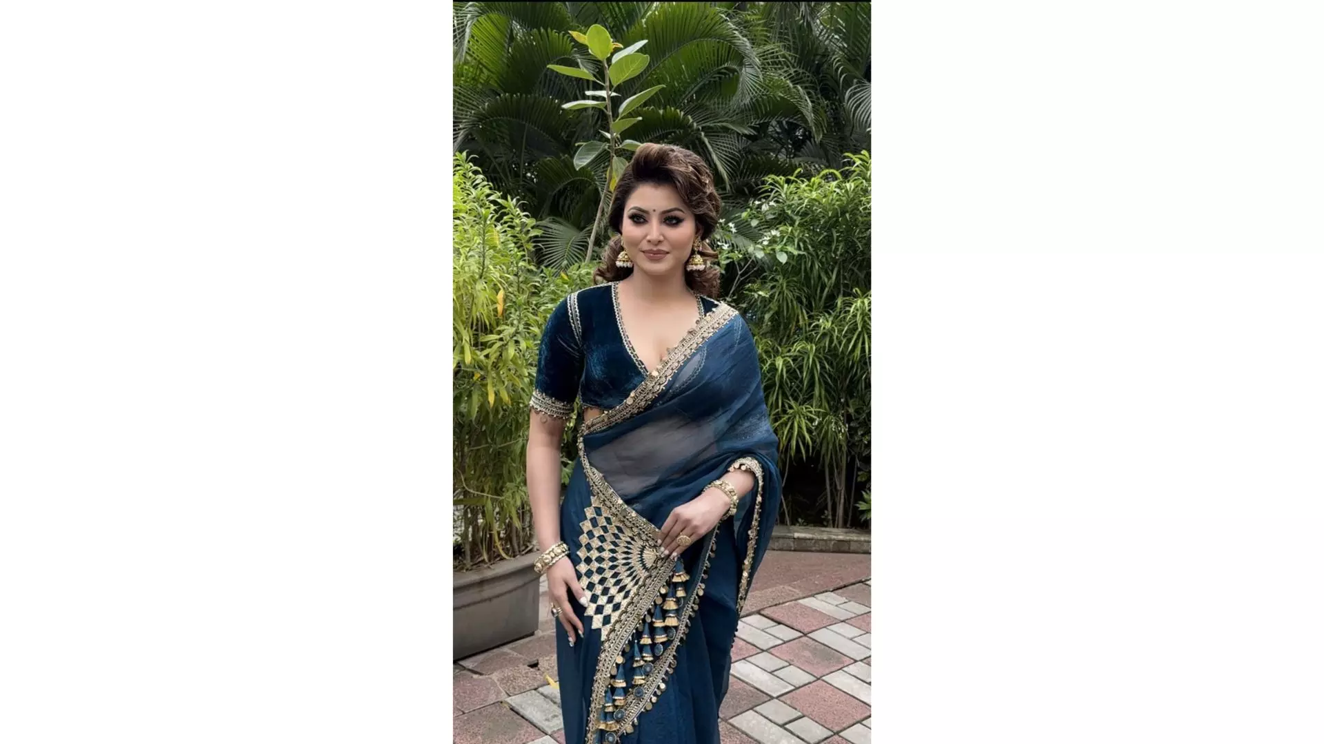 Urvashi Rautela dons a de-glam look in Ghuspaithiya