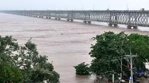 Andhra Pradesh: 300 Villages in ASR district Marooned as Sabari River Waters Rise