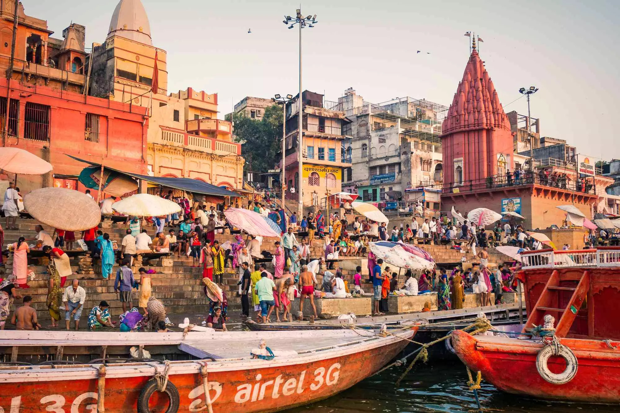 Varanasi: Cremation, Ganga aarti spots shifted as swollen Ganga river inundates lower steps