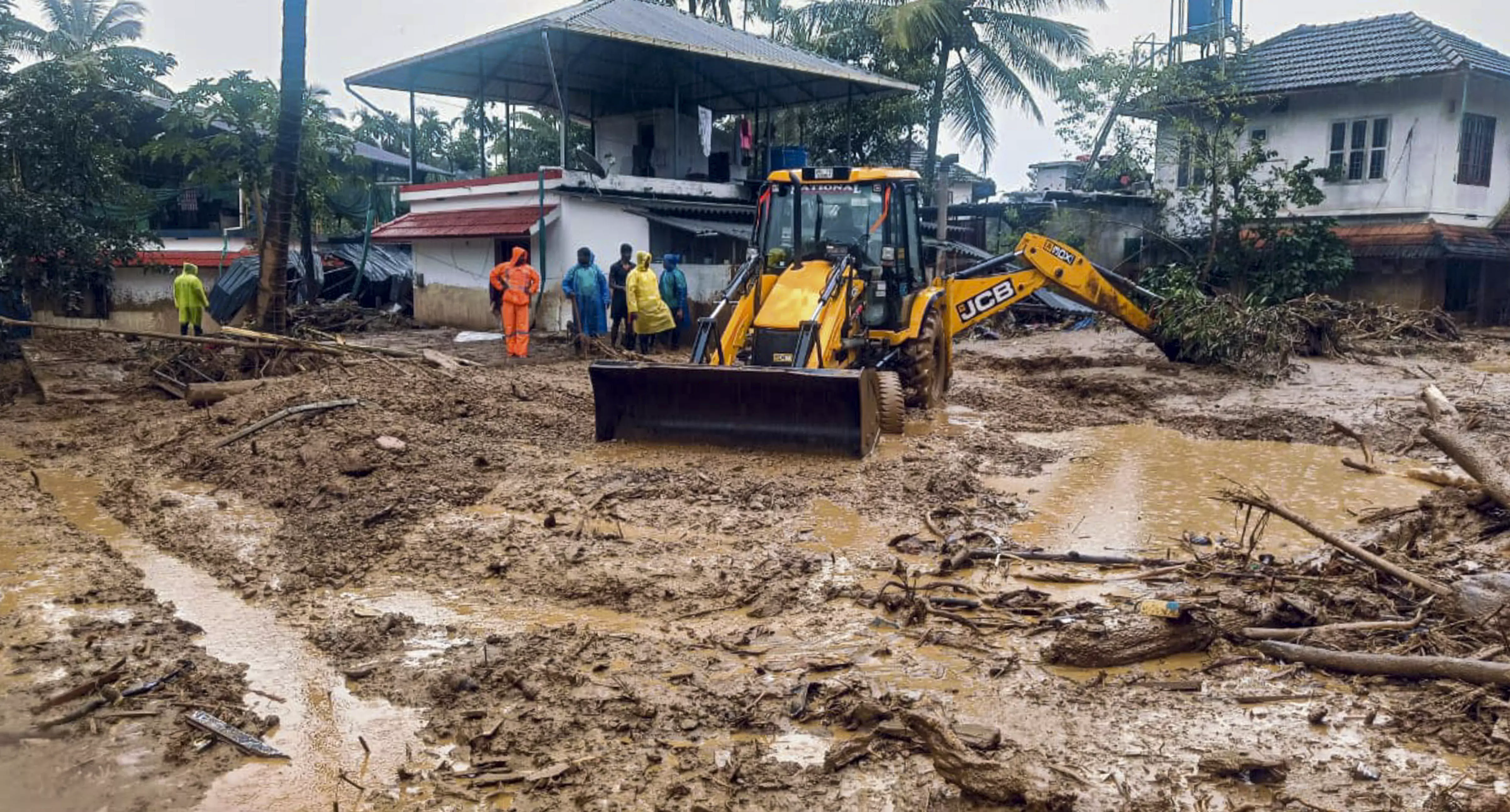 Kerala landslides: Drones ferry food to relief workers