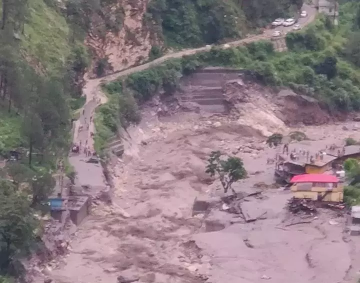 HP cloudburst: Death toll rises to 8, rescue operation on to trace 45 missing people