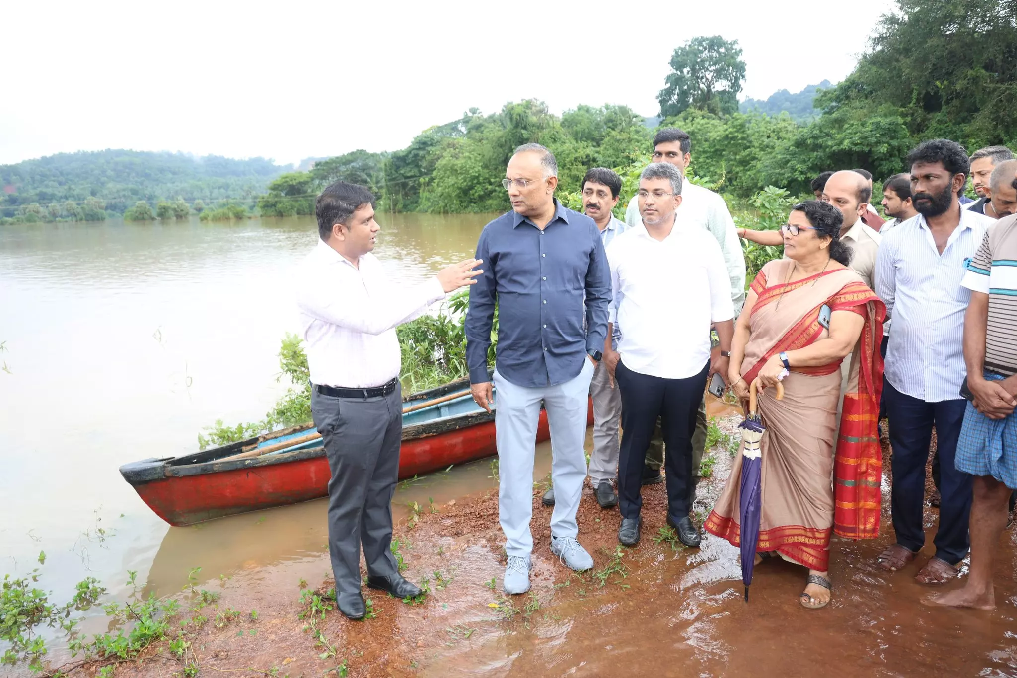 Minister Dinesh Gundu Rao Assesses Flood Damage in Dakshina Kannada