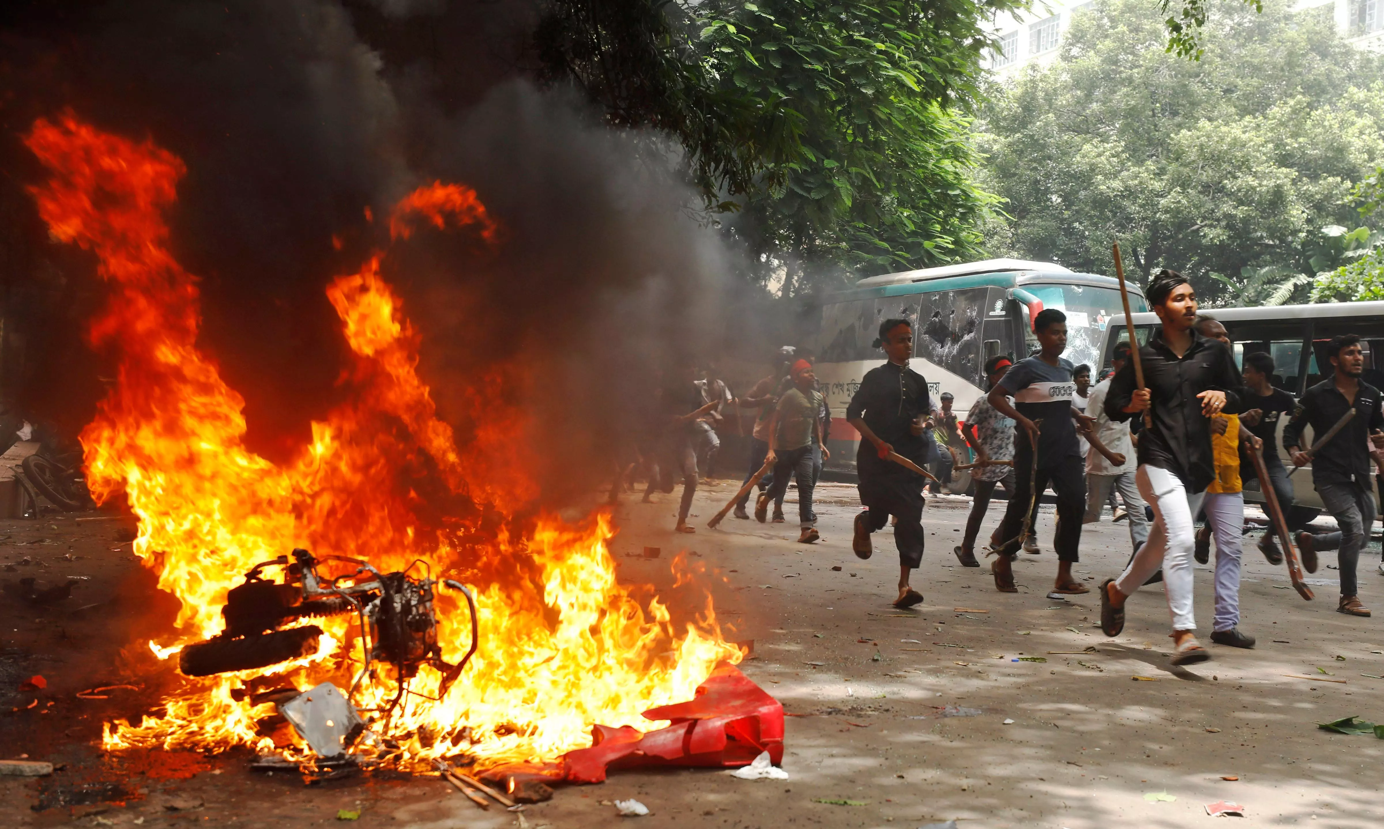 India advises its nationals not to travel to Bangladesh after fresh violence