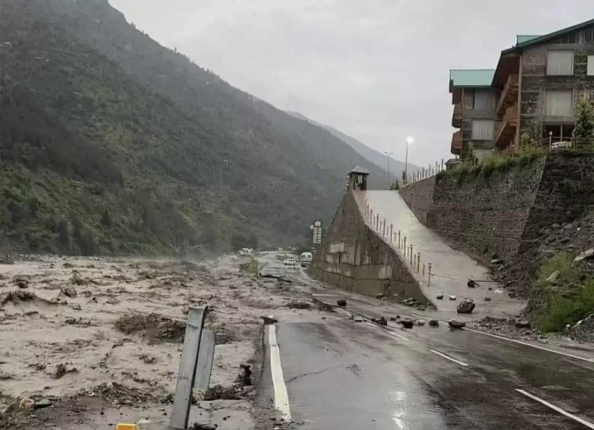 87 roads closed due to rains in Himachal Pradesh