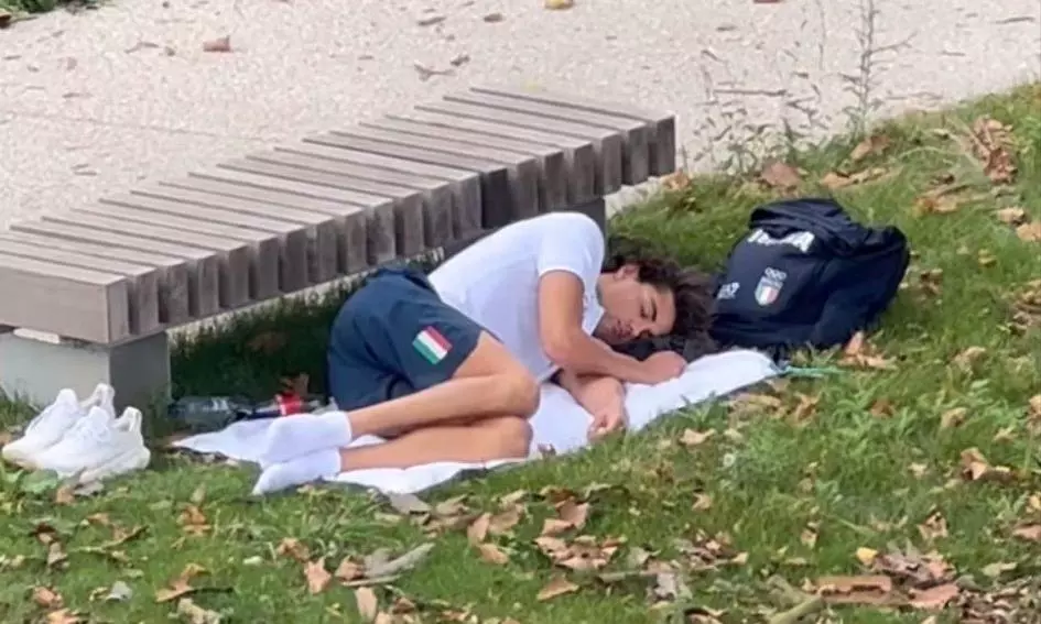 Olympic Gold Medalist Thomas Ceccon Spotted Sleeping in Park Amid Paris Games Village Complaints