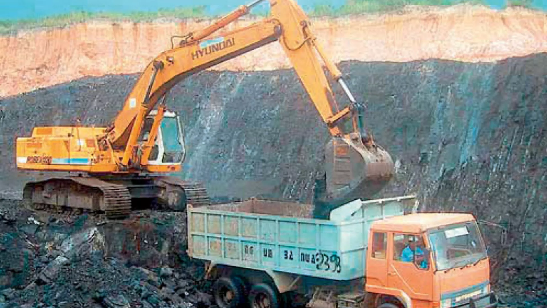 CBI books Hindalco for corruption in green clearance for Talabira coal mines