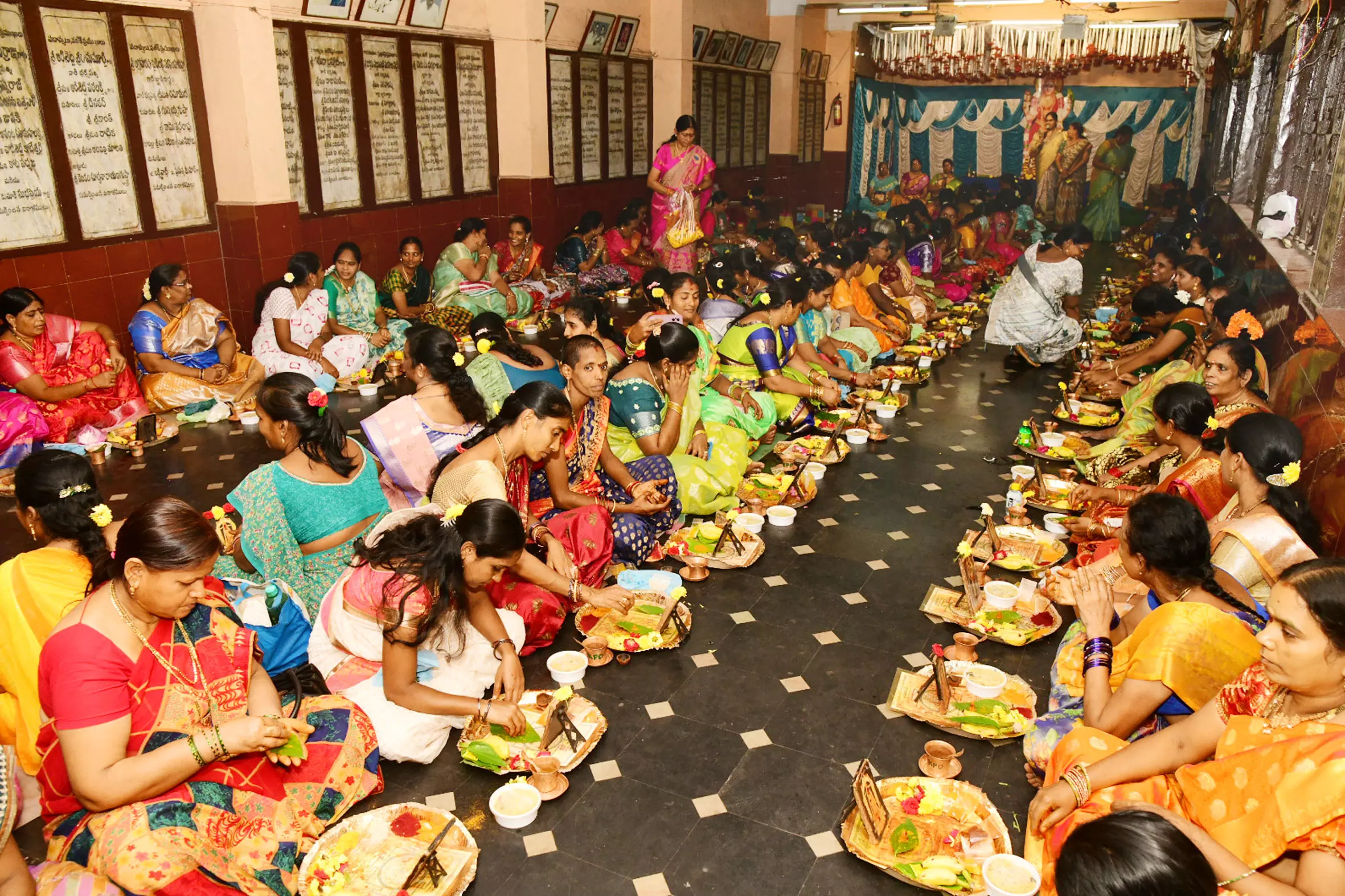 Visakhapatnam Temples Bustle With Sravana Month Devotees