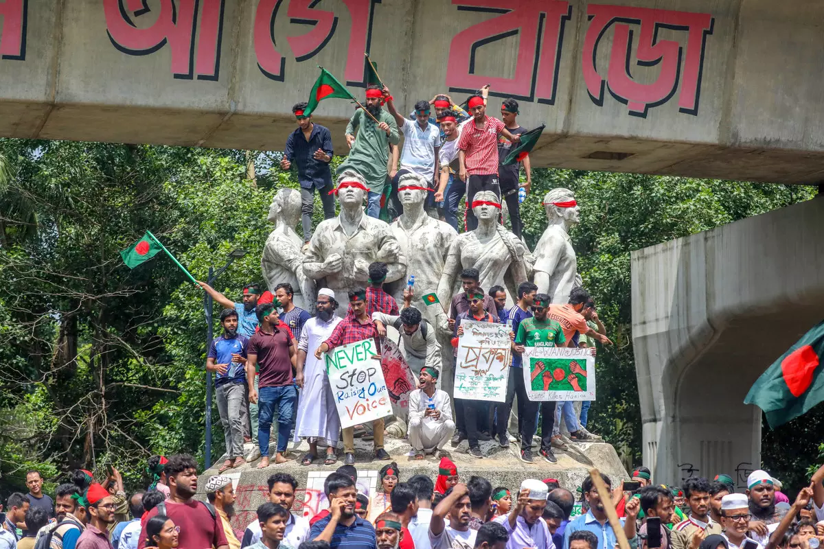 Aakar Patel | Can Bangladesh control attacks on minorities, move to secular future?