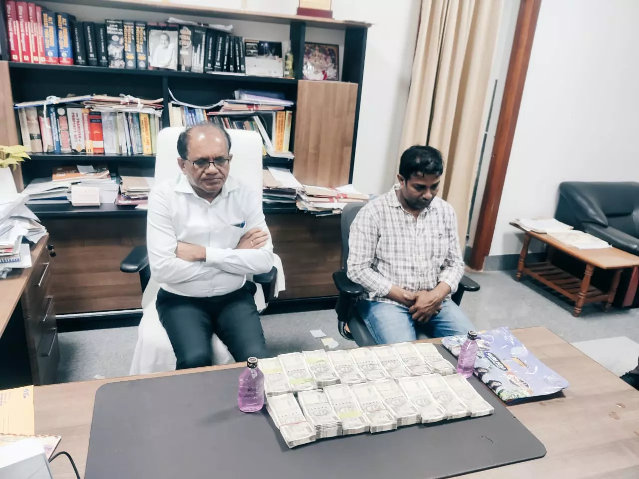 Ranga Reddy district Joint Collector, Senior Assistant held for accepting Rs.8 lakh bribe