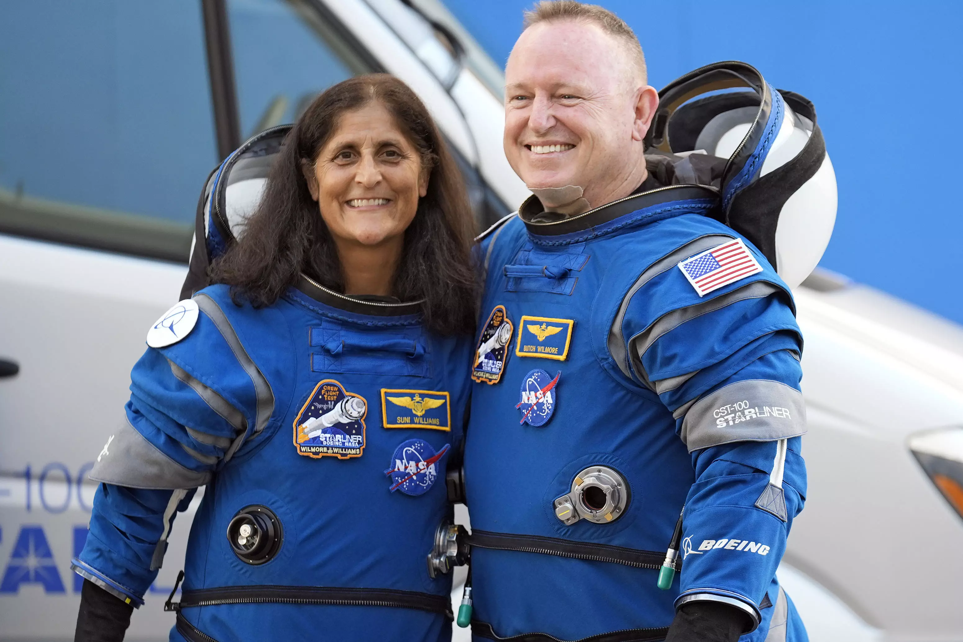 NASA still deciding whether to keep 2 astronauts at space station until next year