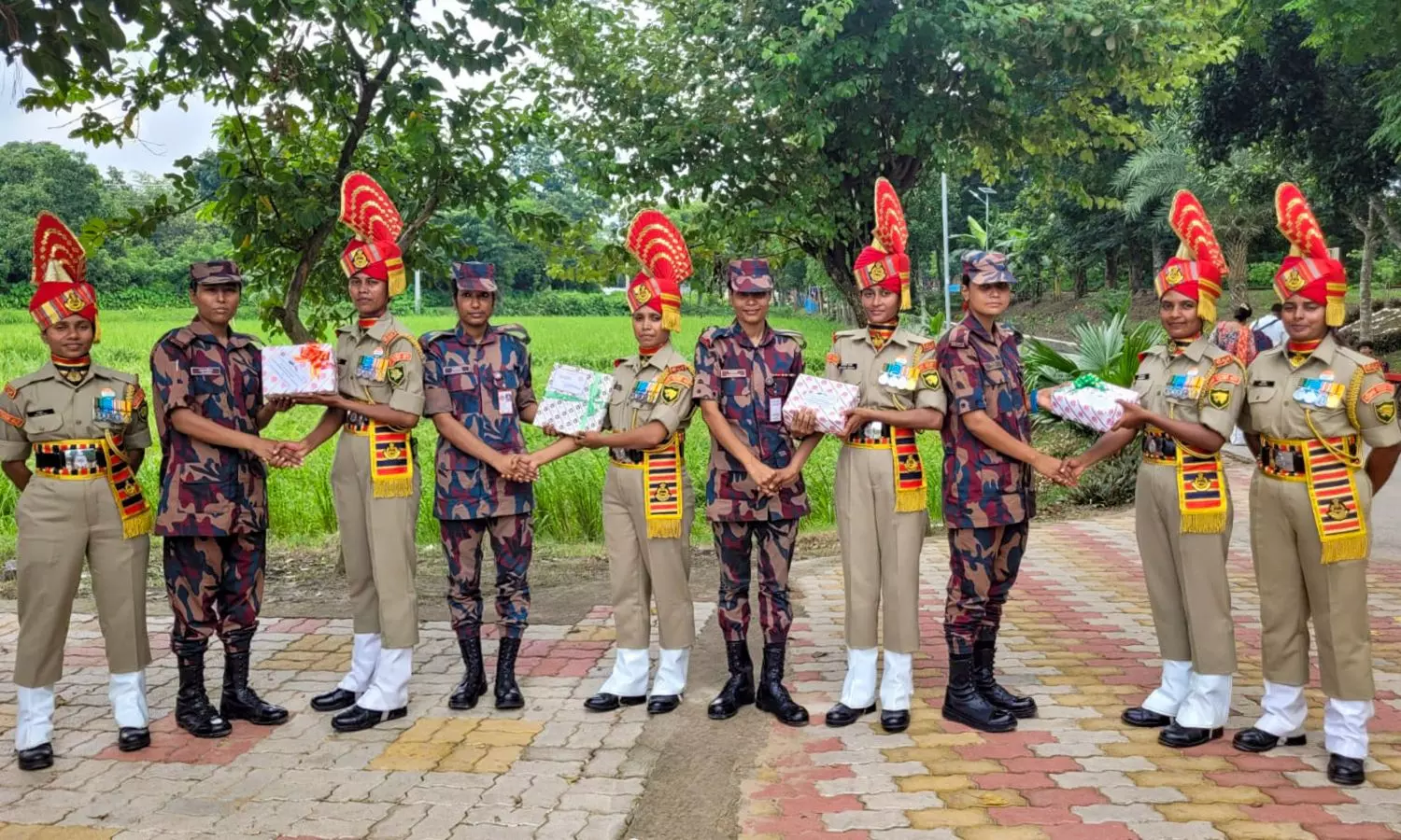 In a first, all-women India, Bangladesh border troops exchange I-Day greetings