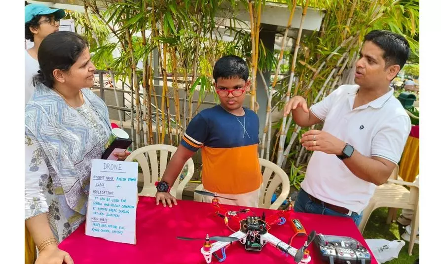 Nallagandla Celebrates Independence Day With Science Fair