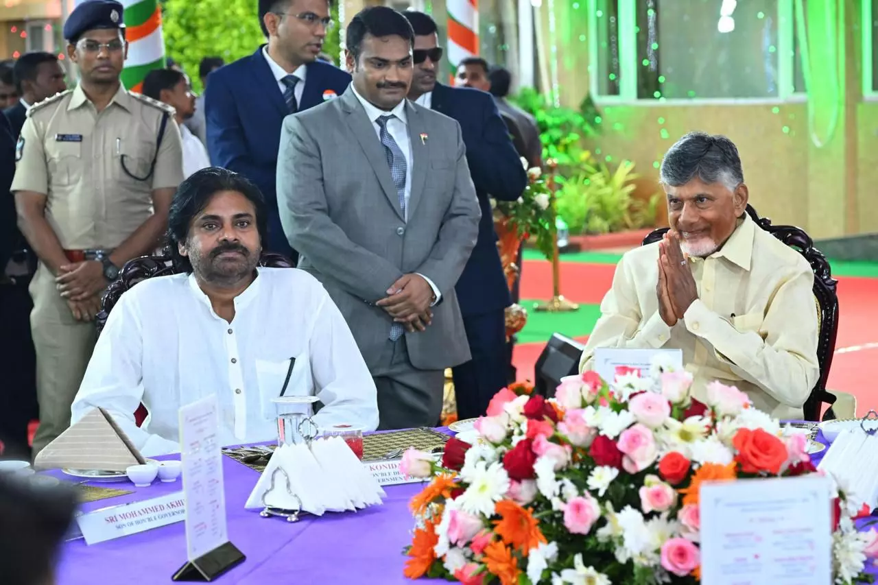 Naidu, Pawan attend AT HOME at Raj Bhavan, Sharmila interacts