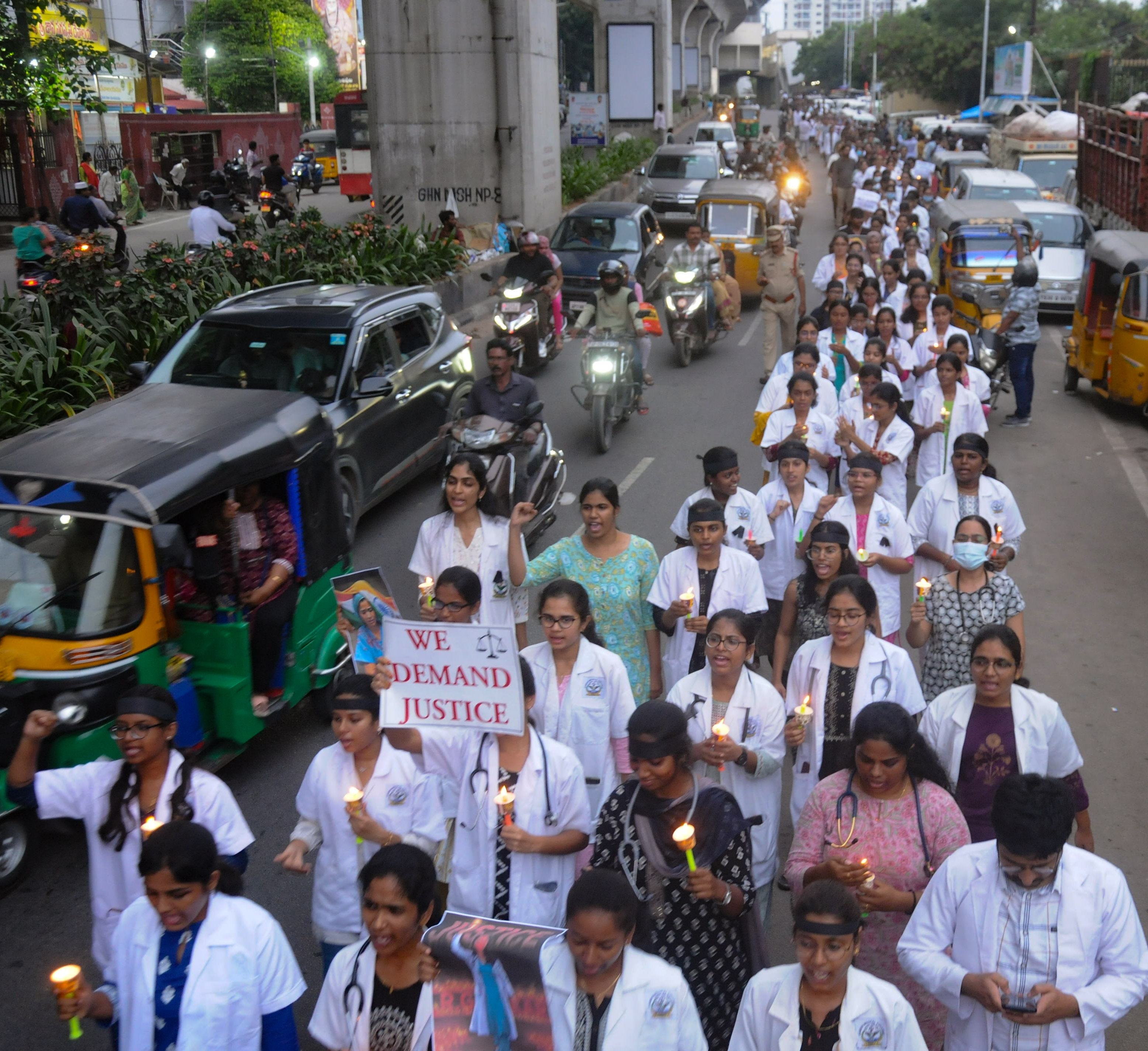 Hyderabad: Junior Doctors’ Strike Continues Amid Independence Day Protests