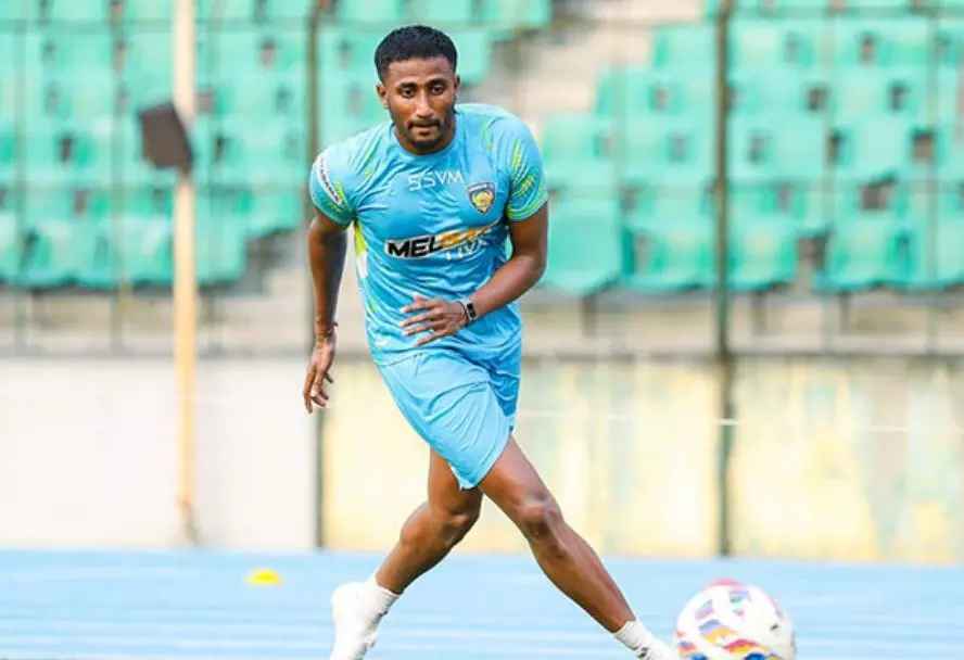 Chennaiyin FC Strengthen Backline by Signing Indian Left-Back Vignesh