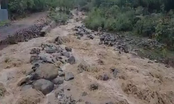 Cloudburst triggers flash flood in J-Ks Bandipora; no casualties reported