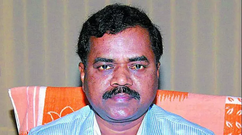 Dana Kishore Expresses Anger Over Potholes in Jubilee Hills