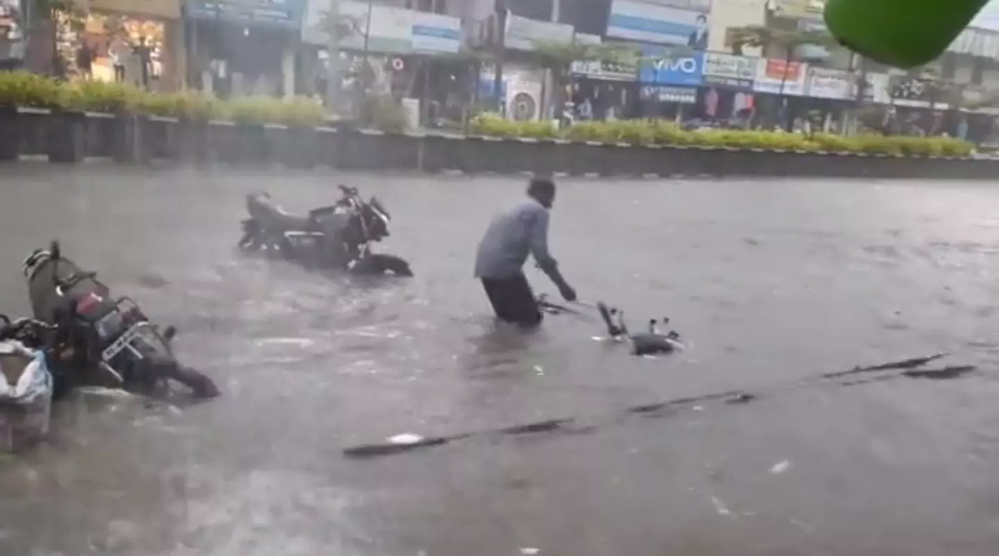 Heavy Rain Lashes Telangana; Yellow Alert Issued