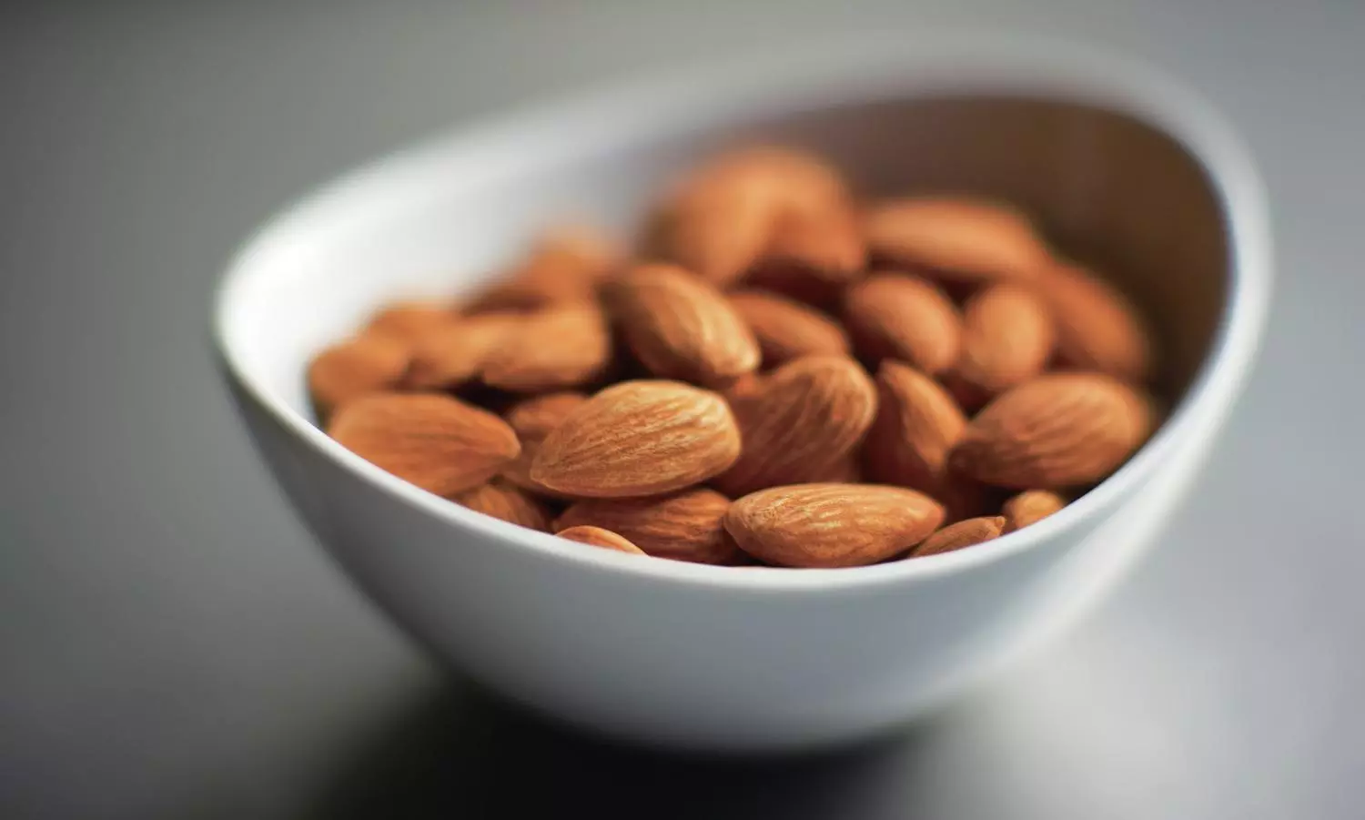 Raksha Bandhan 2024: Celebrate the Sibling Bond with Healthy Eating and Goodness of Almonds