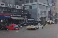 Heavy rains lash Hyderabad