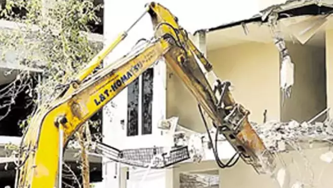 7 Unauthorised Villas in Manikonda Demolished