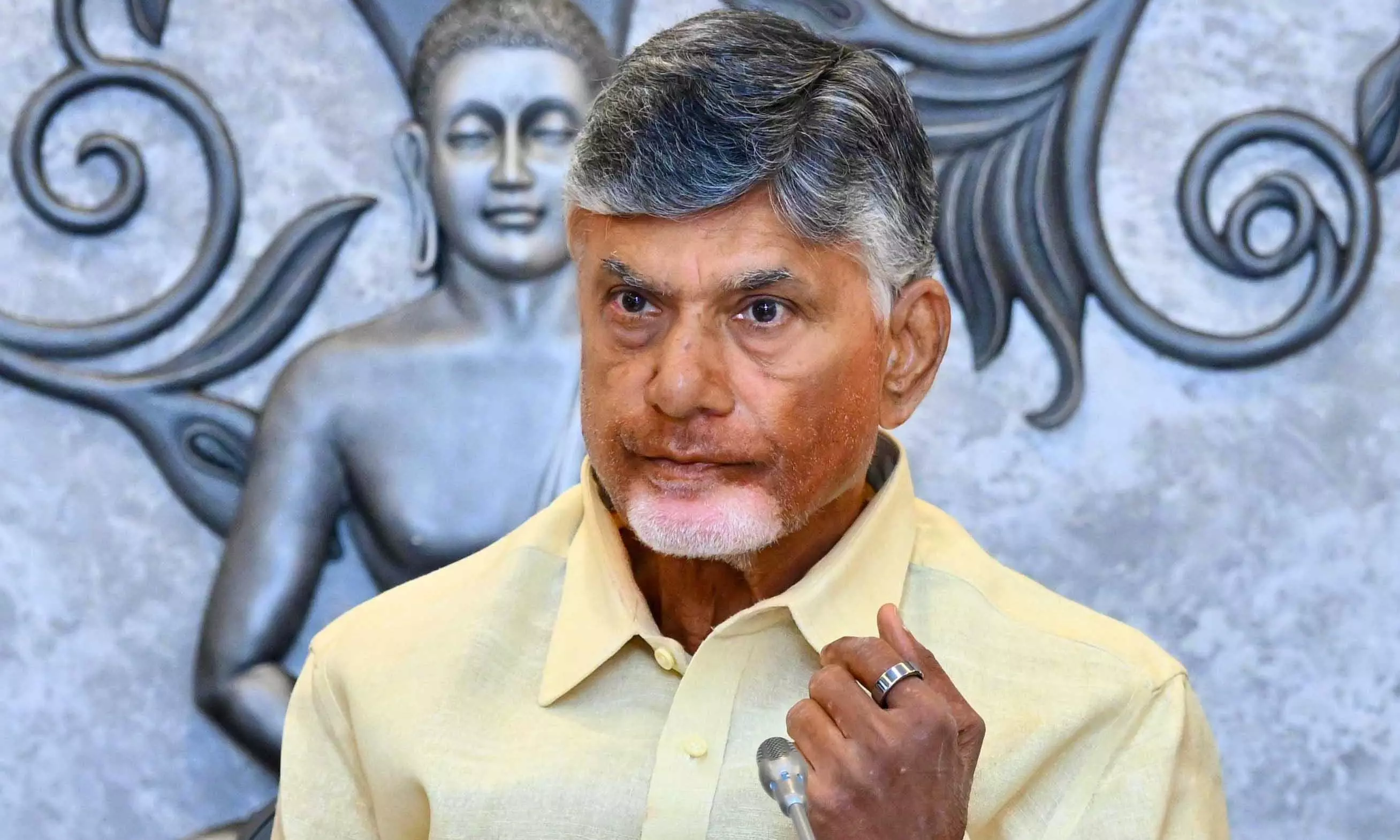 Naidu Offers Aid, Jobs to Bereaved Teacher Families