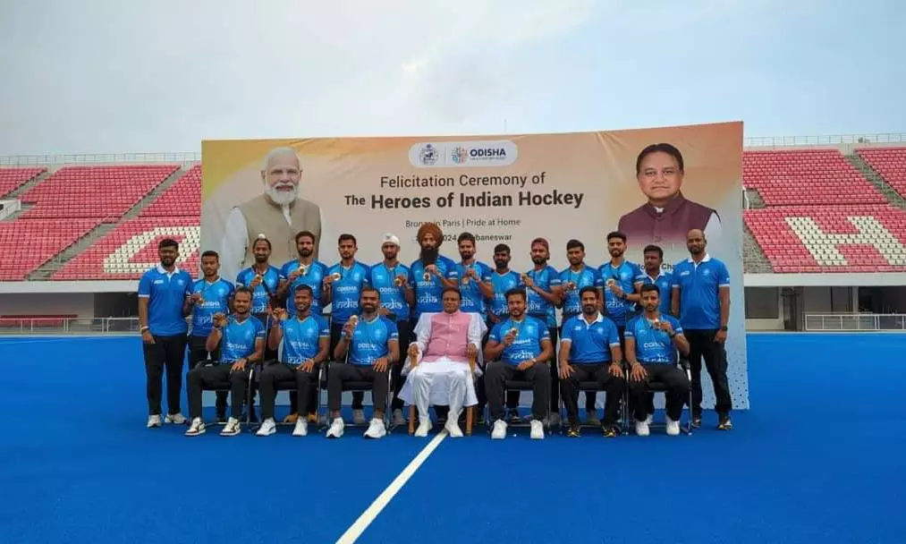 Hockey Heroes Get Rousing Welcome in Odisha