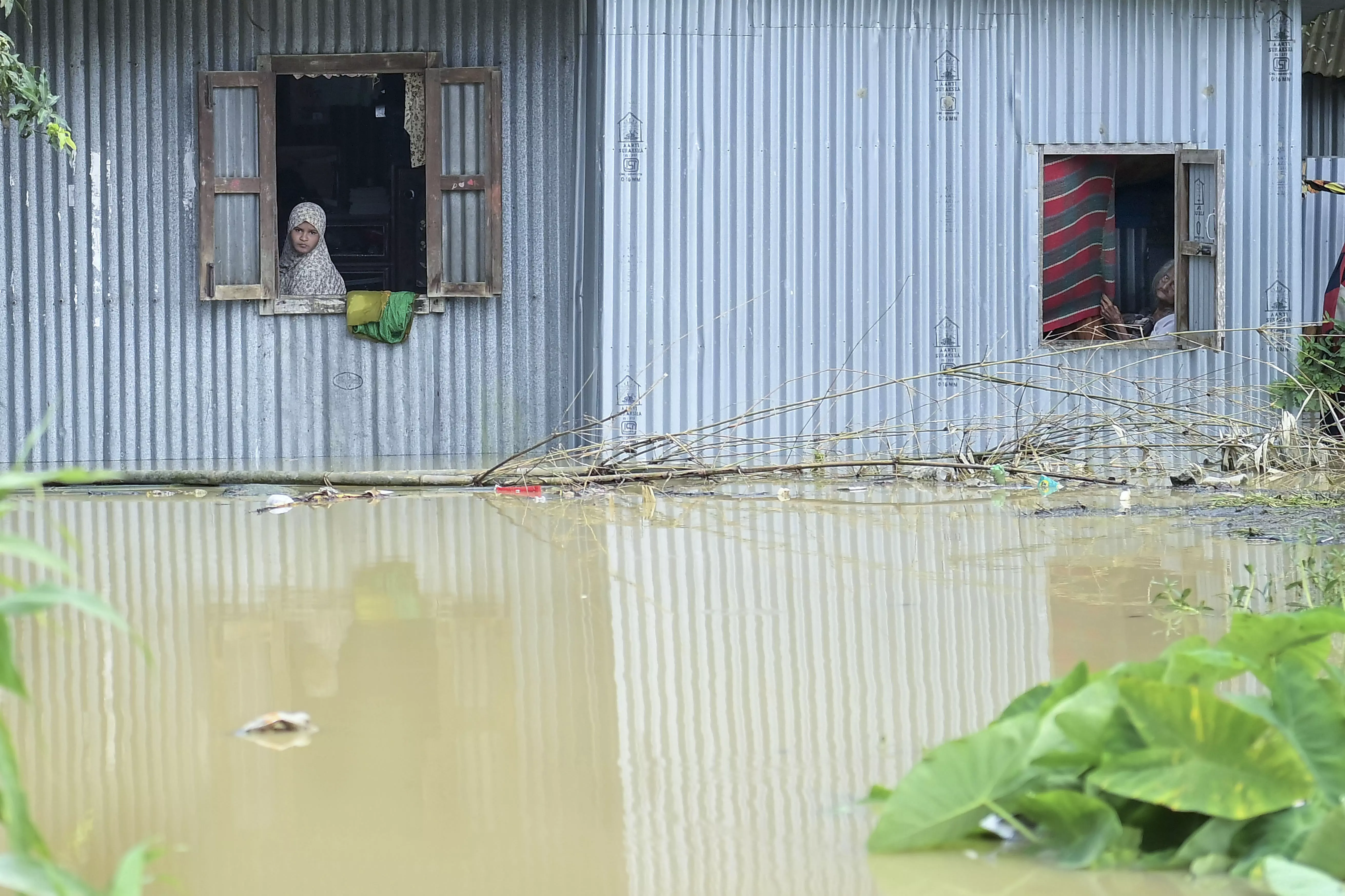 Ten killed in Tripura flood, landslides