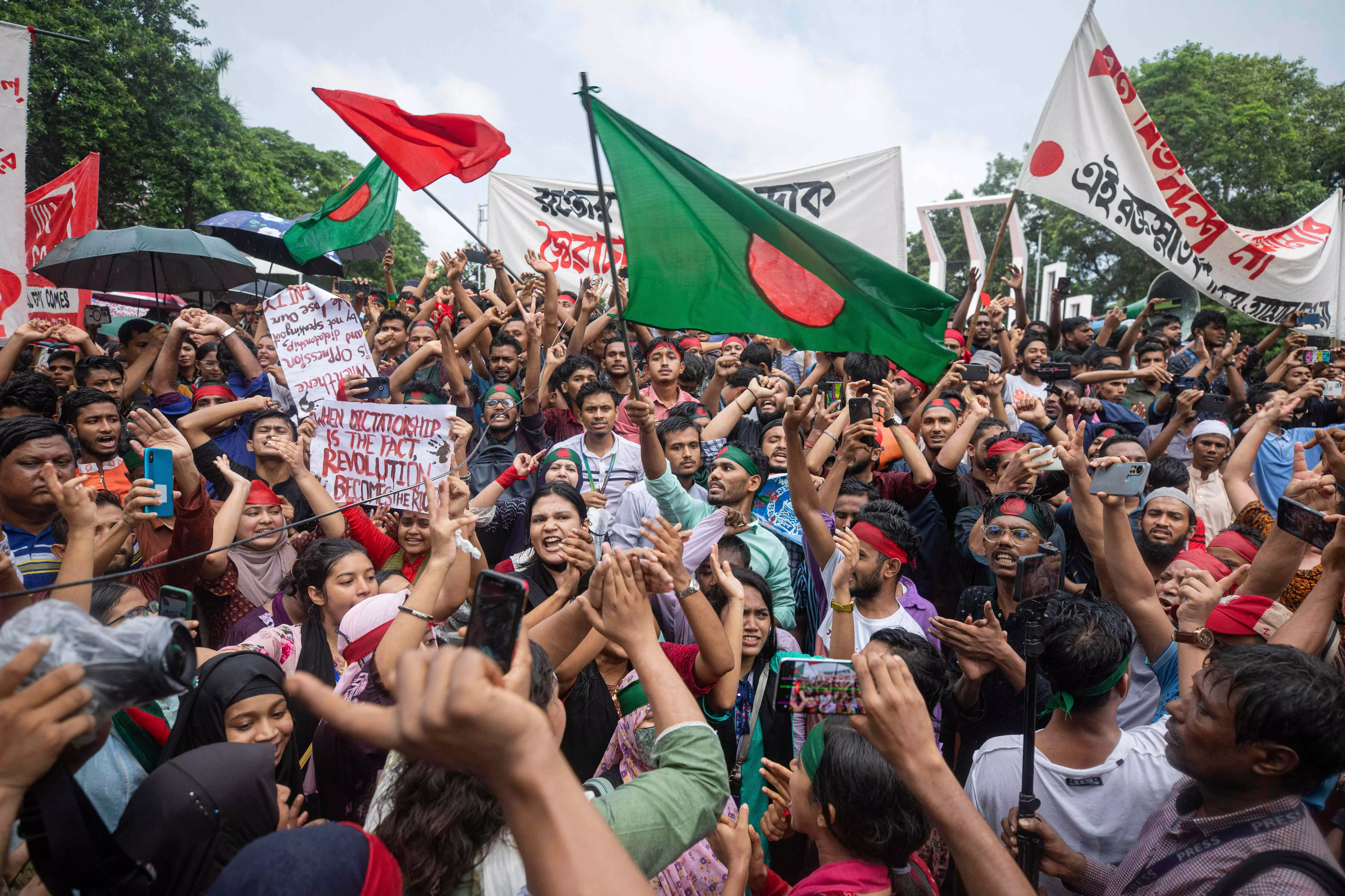 UN Team Arrives to Probe Killings of Protesters in Bangladesh