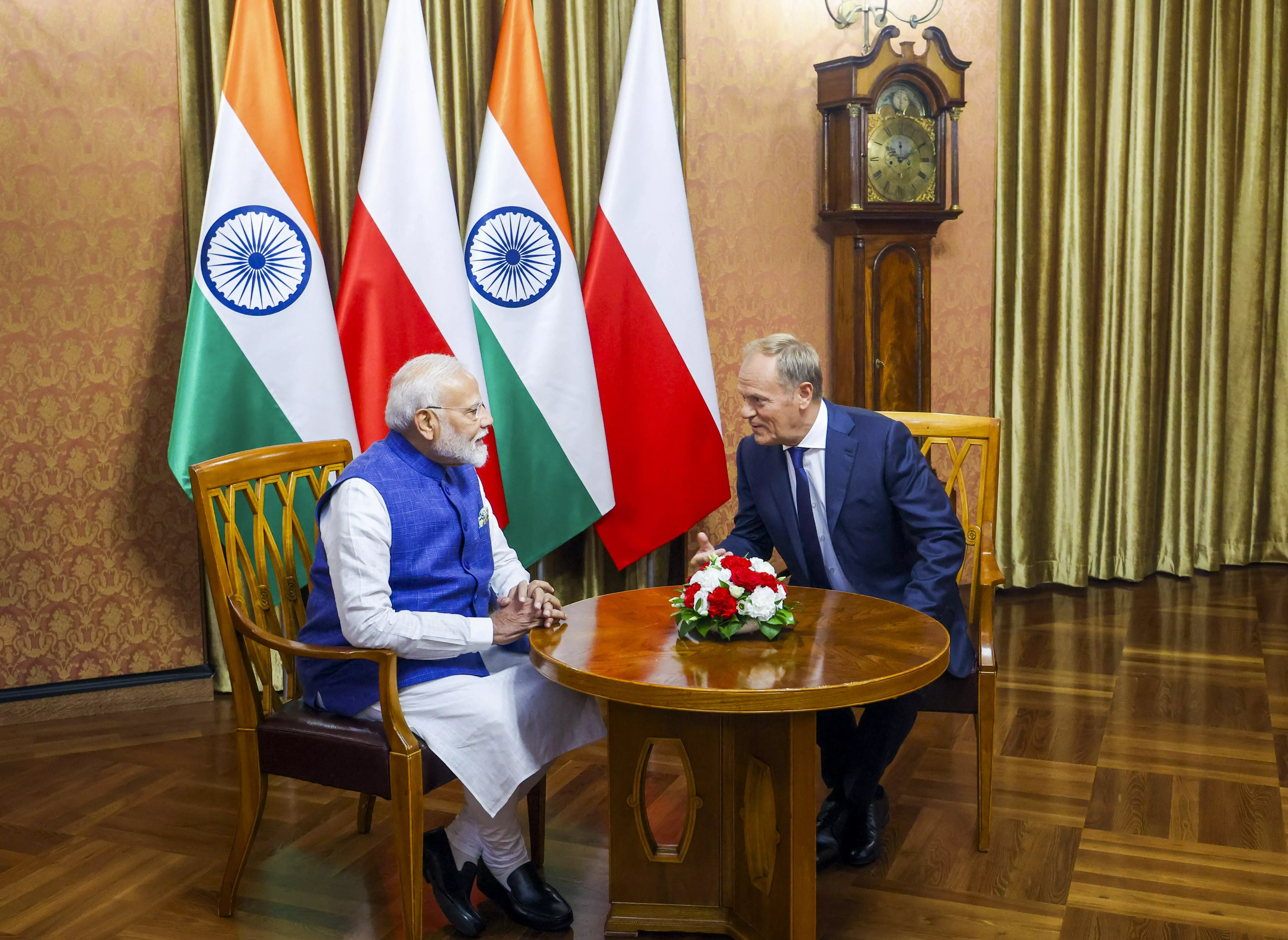 Modi, Tusk Enter Pact to Boost Ties