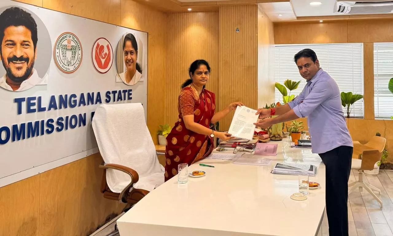 KTR appears before Telangana Women’s Commission; Tenders apology