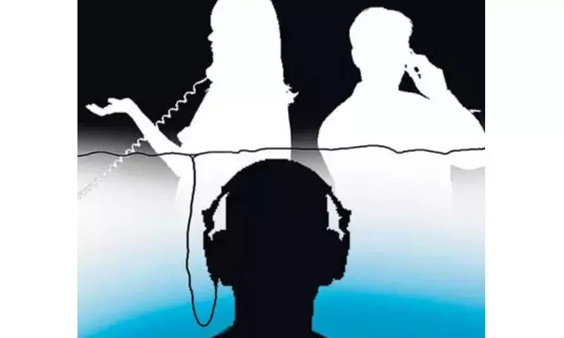 Police Urge CBI to Act on Phone-Tapping Case Accused in US