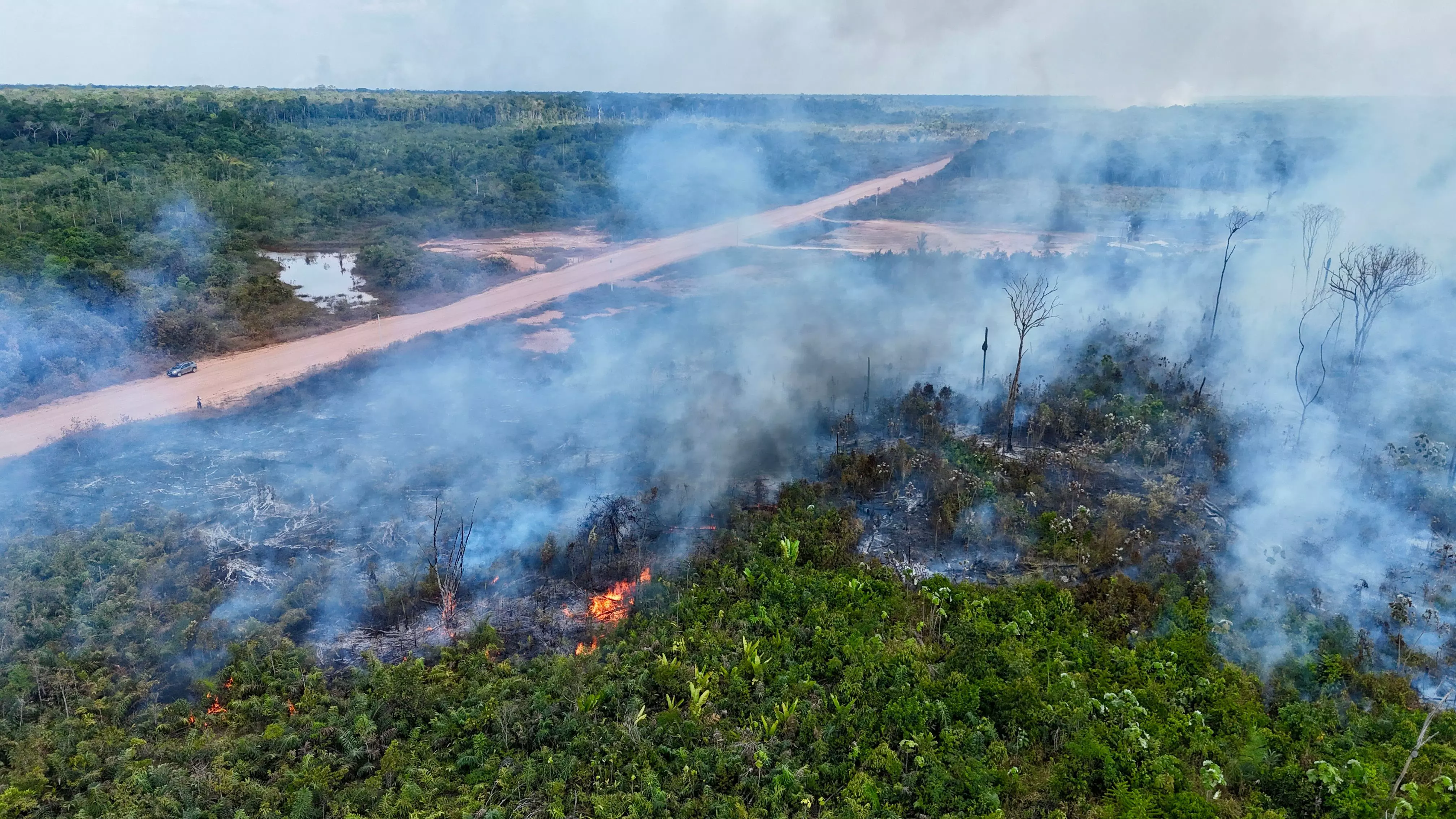 Wildfires in Brazil leave at least 2 dead