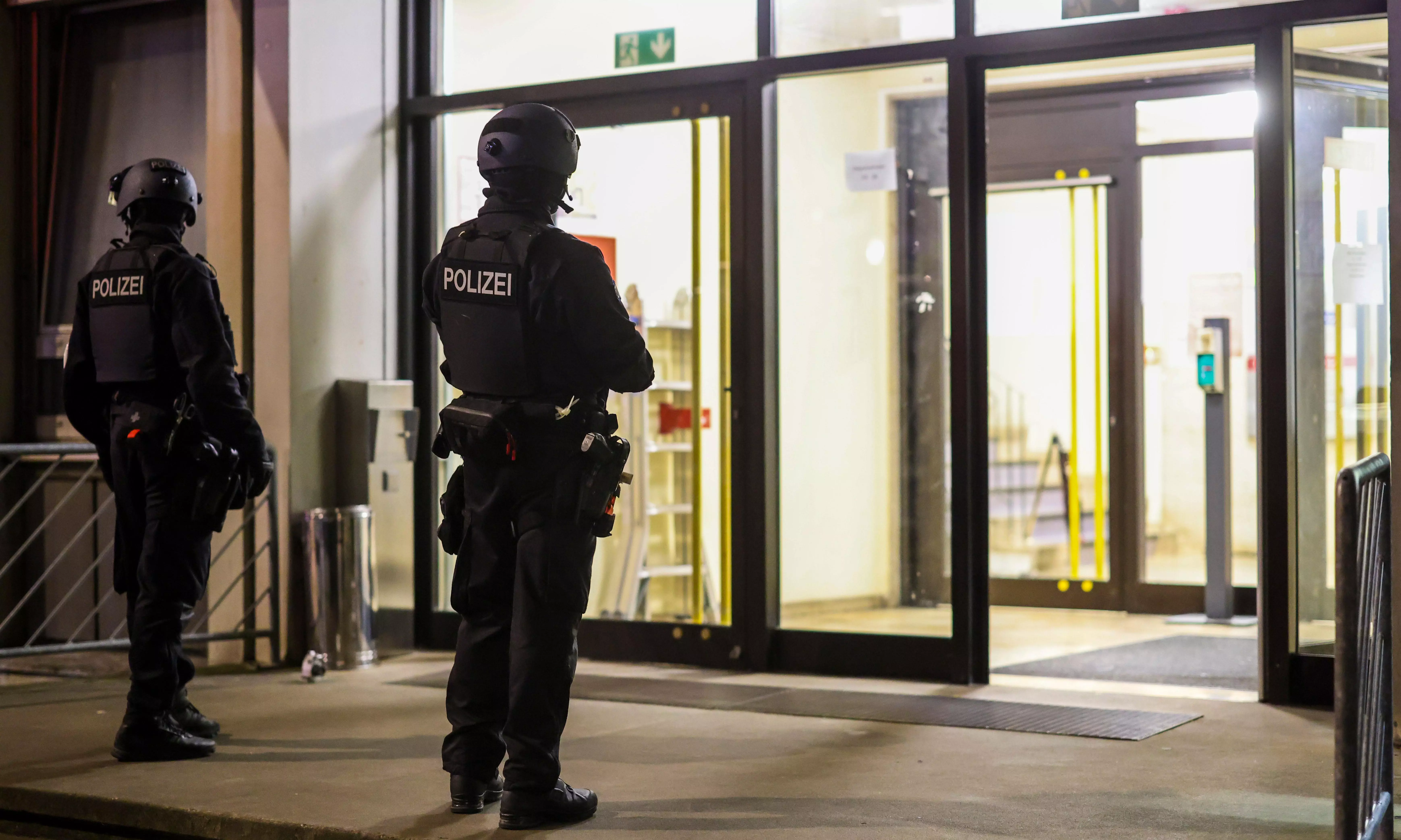 Islamic State group claims responsibility for knife attack that killed 3 in Germany