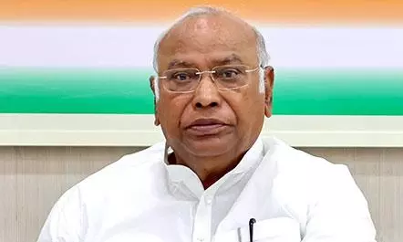 Anti-farmer Ideology is DNA of Modi Government: Kharge Condemns Kanganas Remark on Farmers Protest