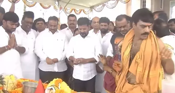 Bhoomi Puja Held for Telangana Thalli Statue Installation