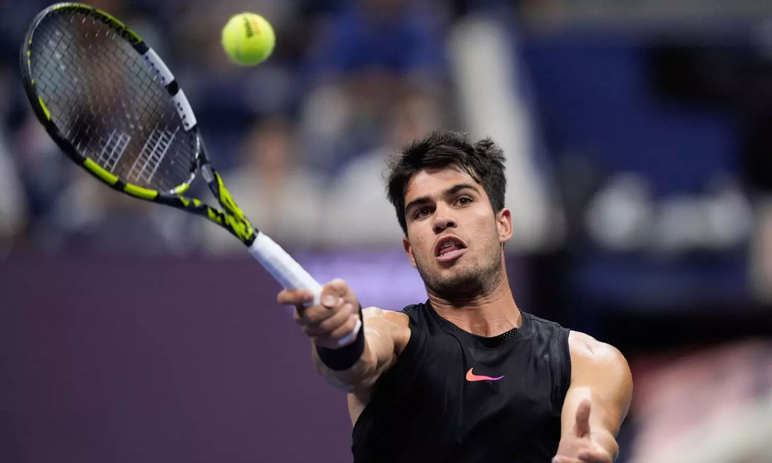 US Open: Carlos Alcarazs 15-match Grand Slam win streak ends in loss to Botic van de Zandschulp