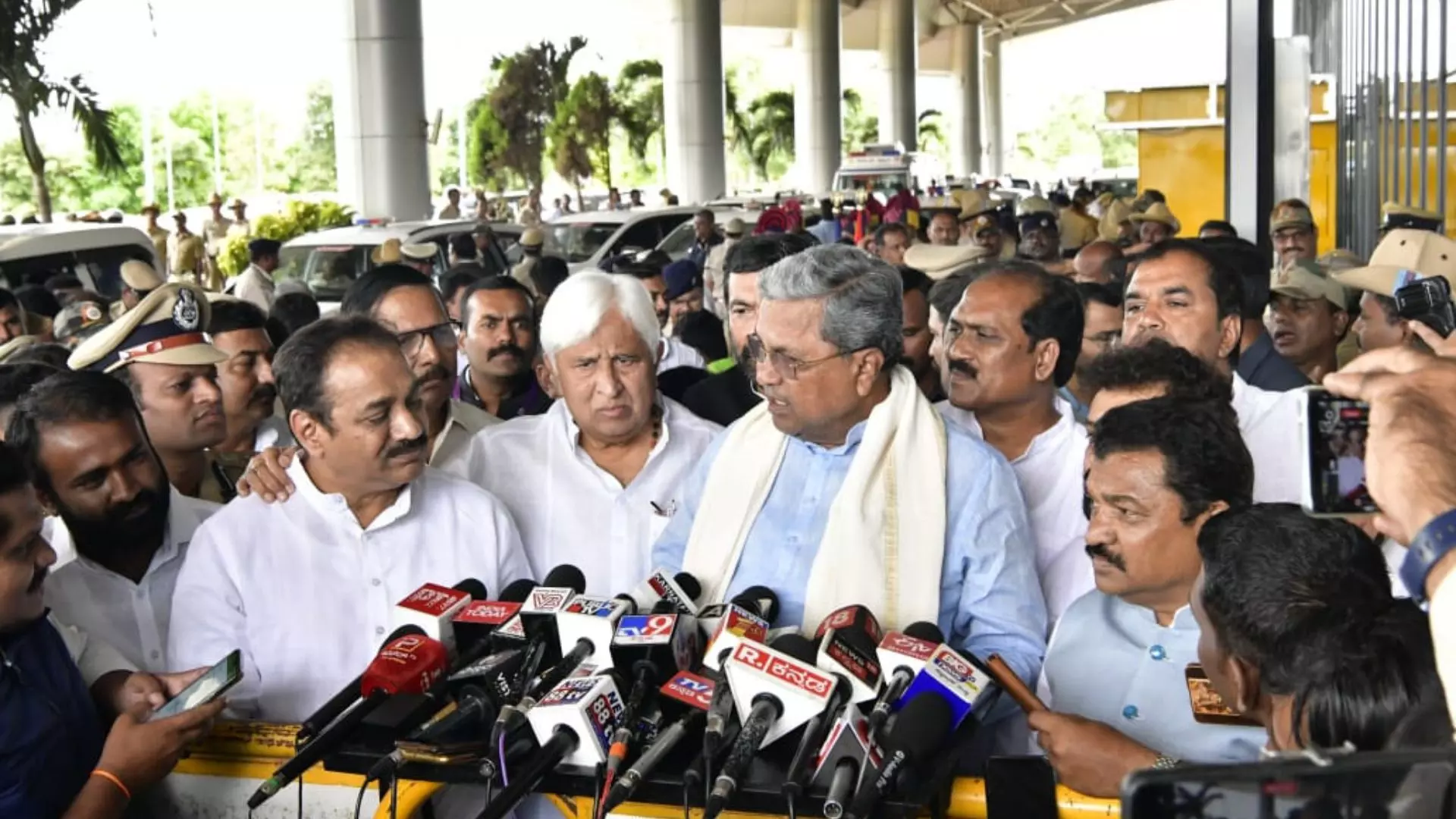 Karnataka CM Warns BJP Over Operation Kamala