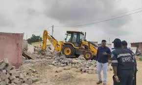 HYDRAA brings down illegal structures in Gagan Pahad