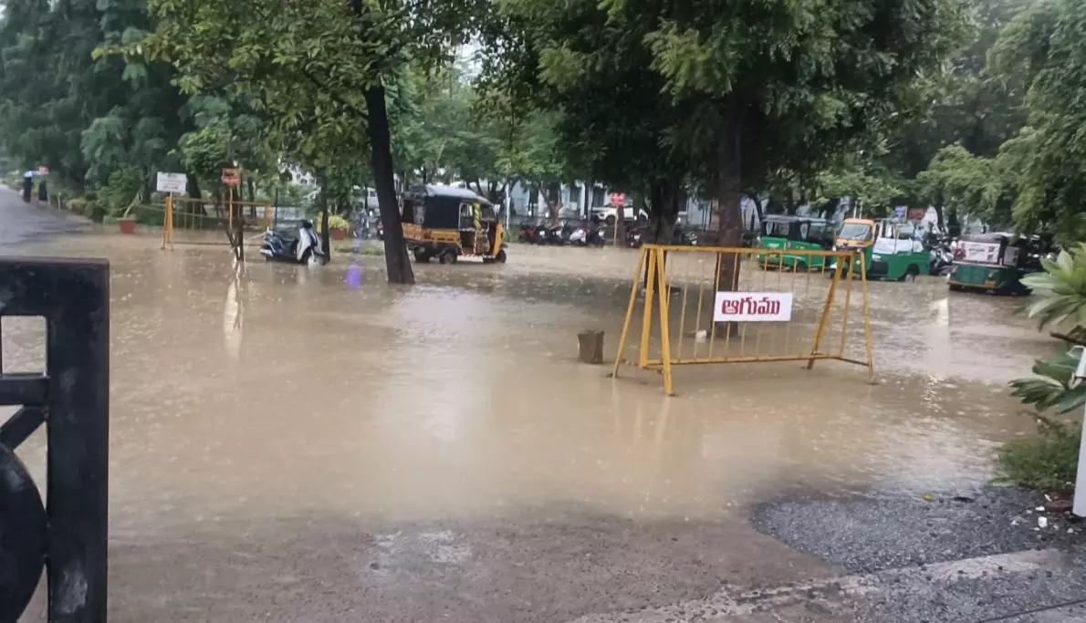 Rains Damage Roads in Nizamabad, Kamareddy