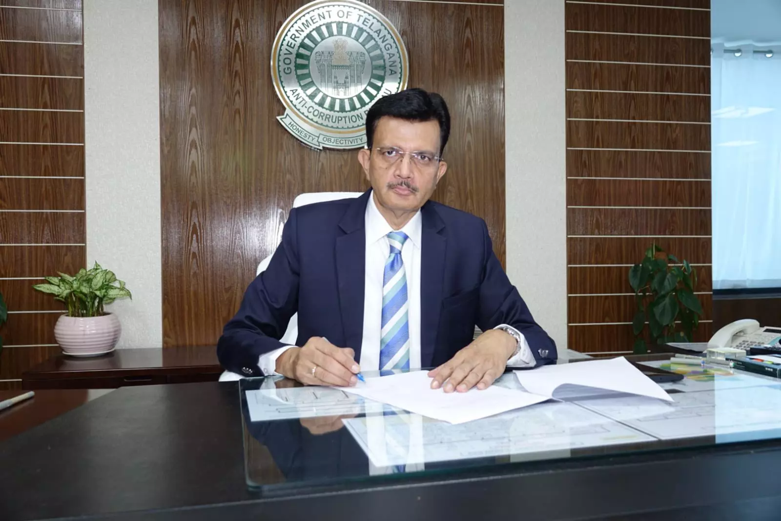 Telangana: Vijay Kumar takes charge as director general of ACB