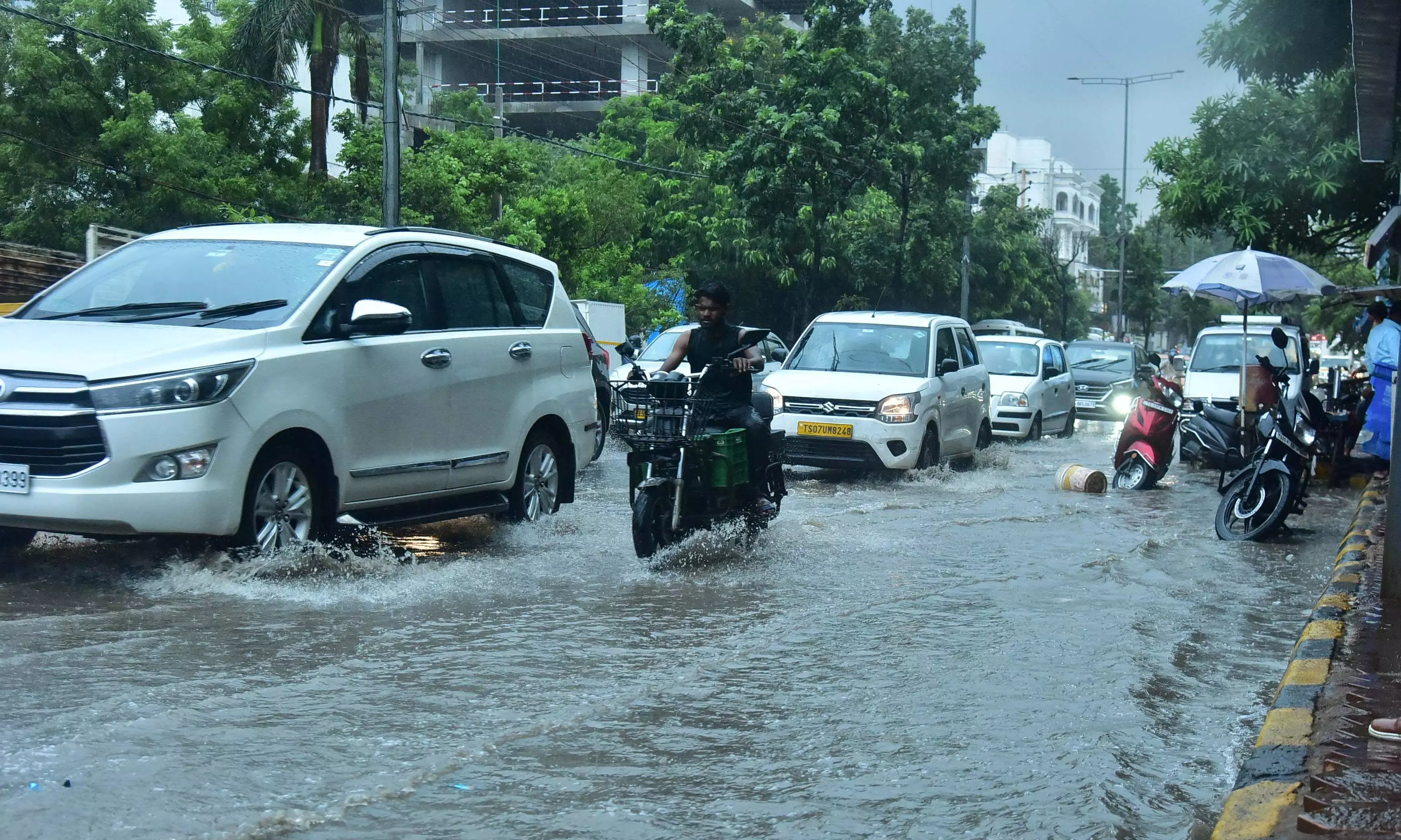 Hyderabad and Northern Telangana on Yellow Alert for Heavy Rain