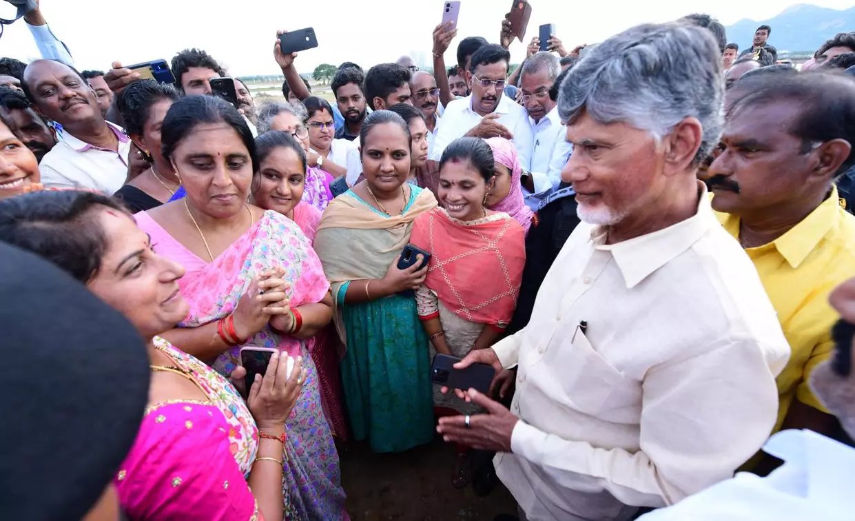 CM Naidu Asks Electronic Firms to Help Flood Victims