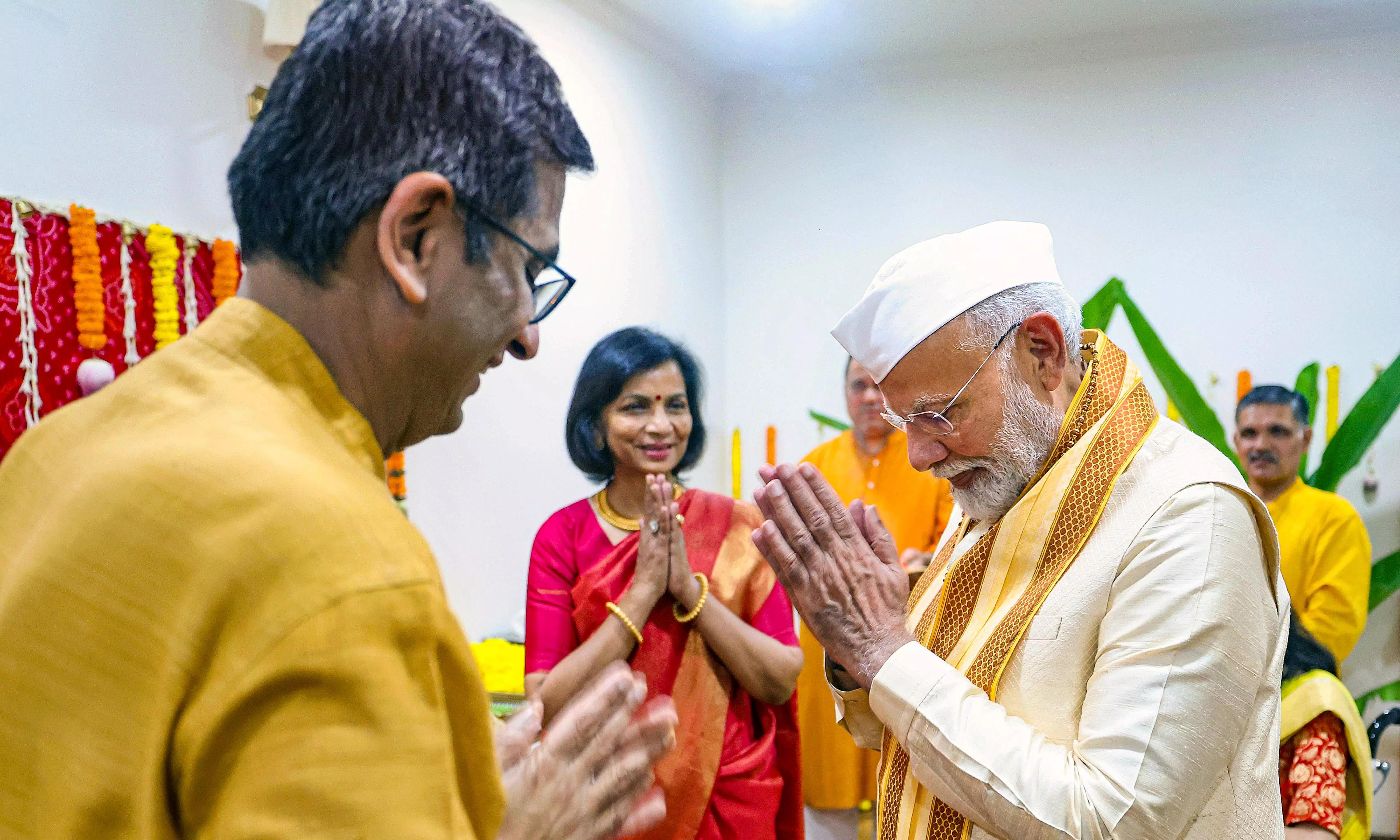 Sanjay Raut questions Chief Justices impartiality after Ganesh Aarti with PM Modi