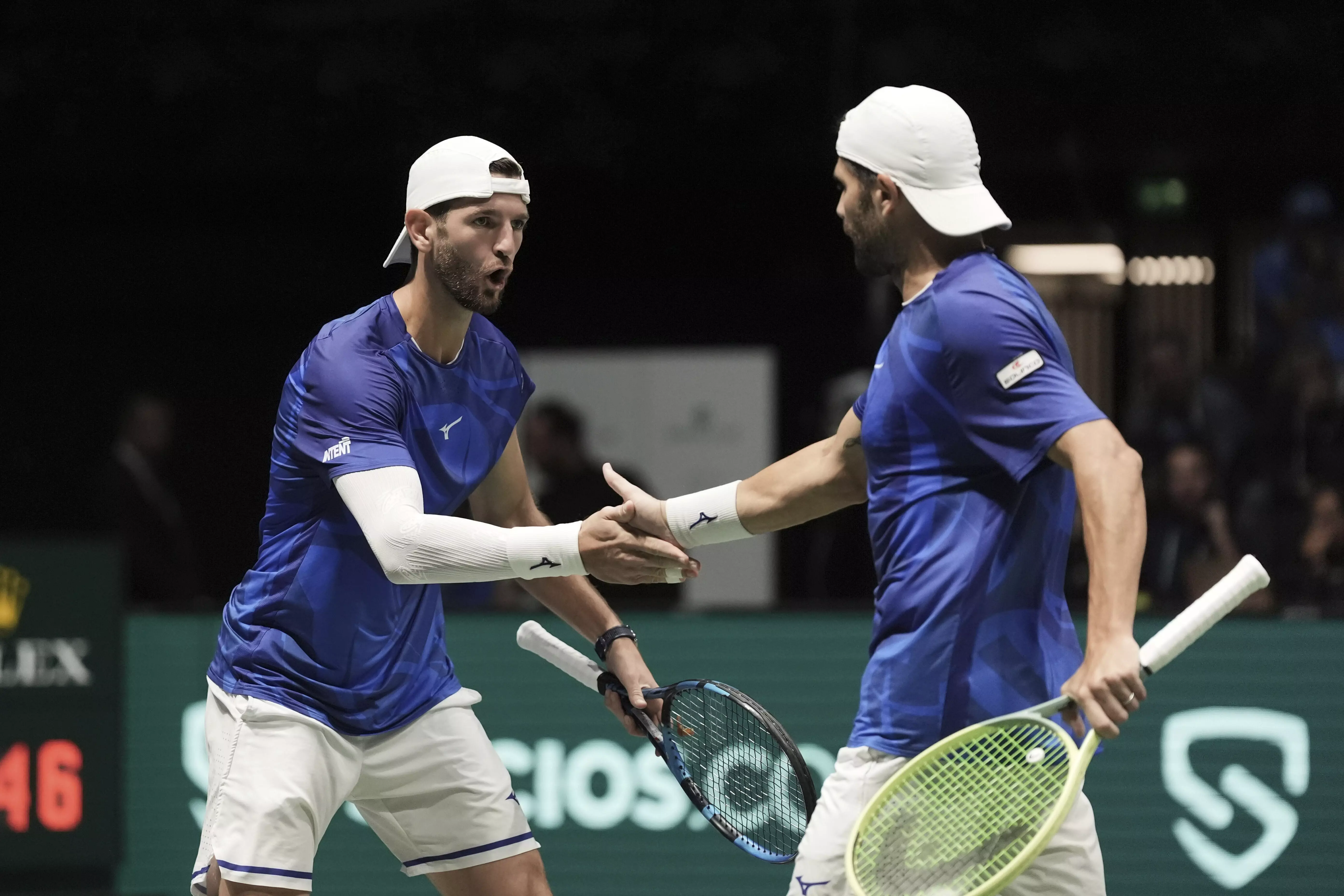 Davis Cup: US, Spain, Italy and Britain win their opening group matches