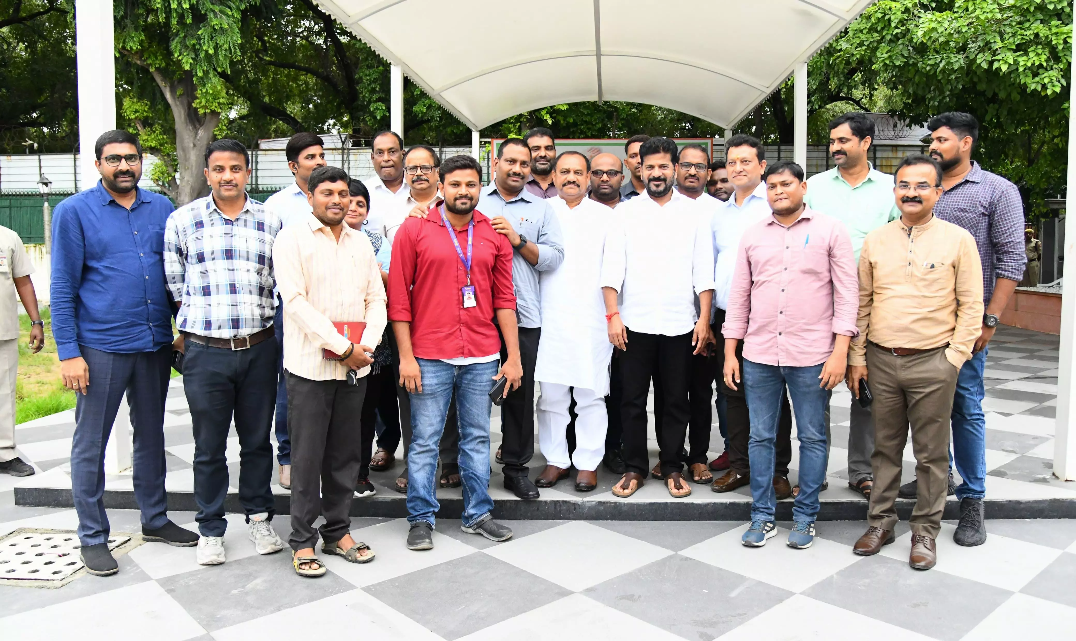 New Delhi: Telugu journalists thank Revanth Reddy for welfare initiatives of media community